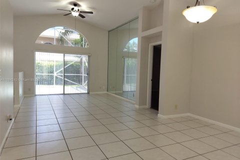 Villa ou maison à louer à Coral Springs, Floride: 3 chambres, 141.95 m2 № 1351897 - photo 8