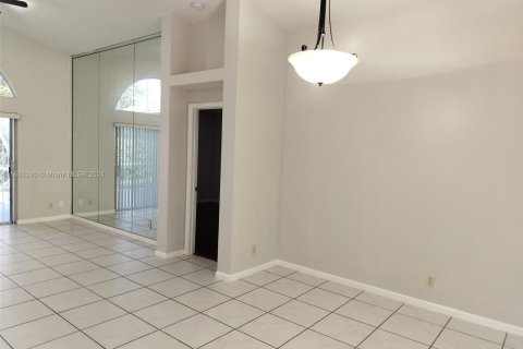 Casa en alquiler en Coral Springs, Florida, 3 dormitorios, 141.95 m2 № 1351897 - foto 9