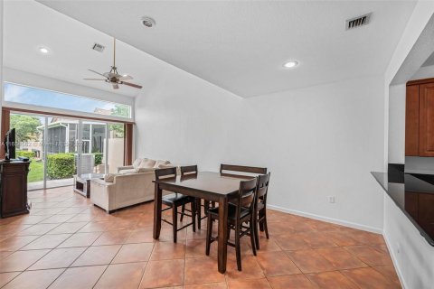 Touwnhouse à vendre à Davie, Floride: 3 chambres, 227.8 m2 № 1351678 - photo 19