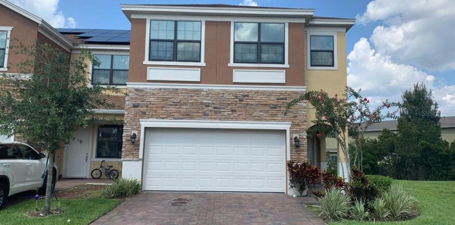 Townhouse in Orlando, Florida 4 bedrooms, 161.28 sq.m. № 1397153