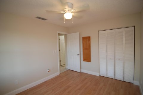 Condo in Stuart, Florida, 2 bedrooms  № 1036147 - photo 9