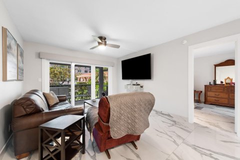 Copropriété à vendre à Pompano Beach, Floride: 1 chambre, 78.97 m2 № 1077548 - photo 10