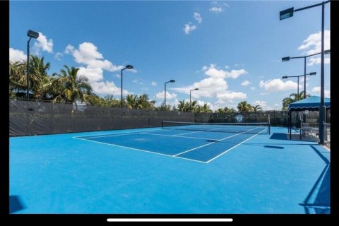 Casa en venta en Delray Beach, Florida, 6 dormitorios, 402.36 m2 № 1061372 - foto 11