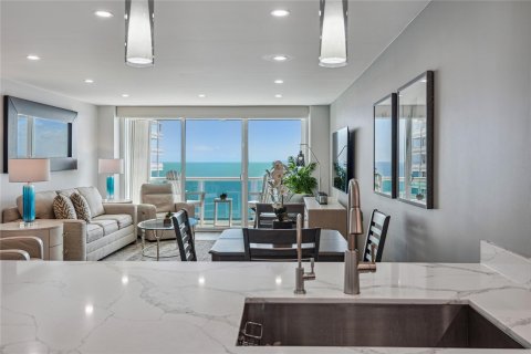 Condo in Fort Lauderdale, Florida, 1 bedroom  № 1061340 - photo 28