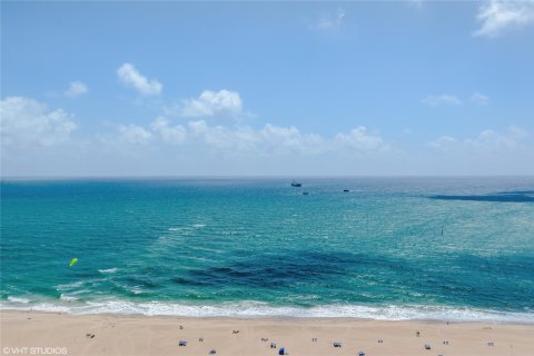 Condo in Fort Lauderdale, Florida, 1 bedroom  № 1061340 - photo 10