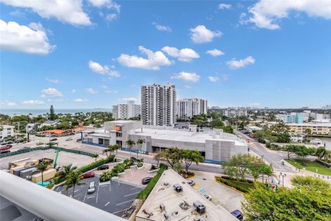 Copropriété à vendre à Fort Lauderdale, Floride: 2 chambres, 123.37 m2 № 1061373 - photo 29