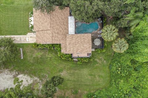 Casa en venta en Tampa, Florida, 5 dormitorios, 213.4 m2 № 1352493 - foto 3