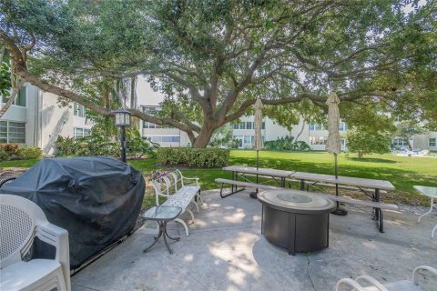 Condo in Saint Petersburg, Florida, 1 bedroom  № 1352457 - photo 24