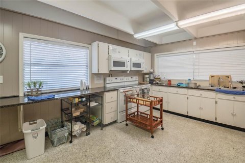 Copropriété à vendre à Saint Petersburg, Floride: 1 chambre, 69.21 m2 № 1352457 - photo 30