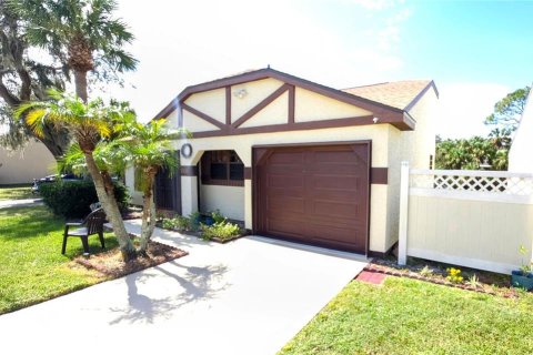 House in Port Charlotte, Florida 2 bedrooms, 76.64 sq.m. № 1430926 - photo 3