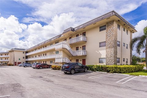 Copropriété à vendre à Lauderhill, Floride: 2 chambres, 80.82 m2 № 1227518 - photo 27