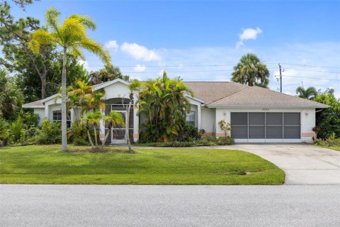 Villa ou maison à vendre à Englewood, Floride: 3 chambres, 146.14 m2 № 1381214 - photo 1