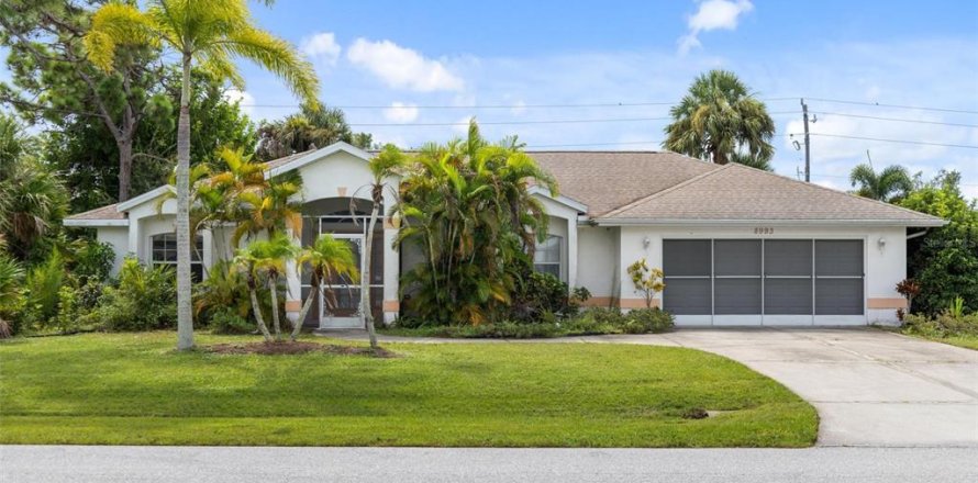 Villa ou maison à Englewood, Floride 3 chambres, 146.14 m2 № 1381214