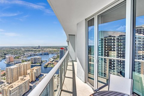 Copropriété à vendre à Hollywood, Floride: 2 chambres, 114.73 m2 № 1377353 - photo 22