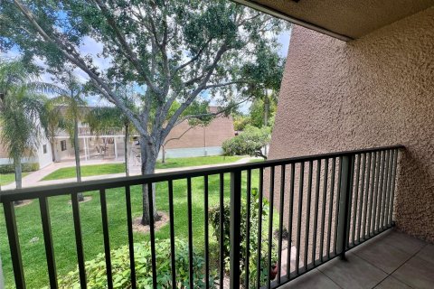 Condo in Miami, Florida, 1 bedroom  № 1171205 - photo 5