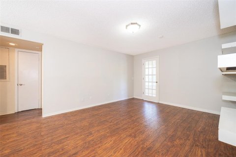 Condominio en venta en Orlando, Florida, 1 dormitorio, 66.05 m2 № 1069787 - foto 7