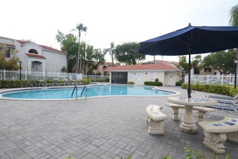 Condominio en venta en Pembroke Pines, Florida, 2 dormitorios, 92.9 m2 № 1328888 - foto 17