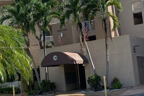 Condominio en venta en Tamarac, Florida, 2 dormitorios, 112.88 m2 № 1329854 - foto 25