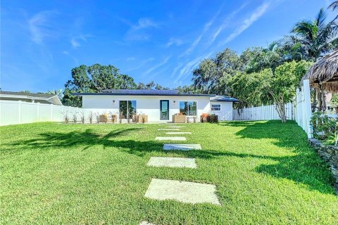 Casa en venta en Saint Petersburg, Florida, 3 dormitorios, 154.87 m2 № 1344137 - foto 19