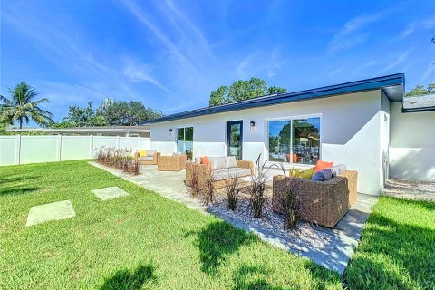 Casa en venta en Saint Petersburg, Florida, 3 dormitorios, 154.87 m2 № 1344137 - foto 20