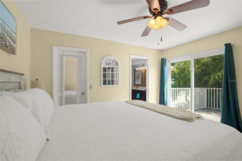 Townhouse in New Smyrna Beach, Florida 2 bedrooms, 120.59 sq.m. № 1344103 - photo 22