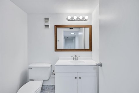 Condominio en venta en Miami, Florida, 1 dormitorio, 73.86 m2 № 1075660 - foto 6