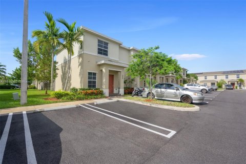 Adosado en venta en Florida City, Florida, 2 dormitorios, 112.23 m2 № 1237931 - foto 19