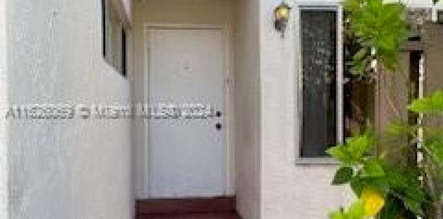 Condominio en Plantation, Florida, 3 dormitorios  № 1272498