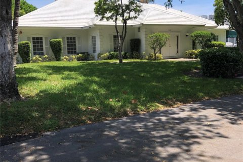 Condo in Fort Lauderdale, Florida, 2 bedrooms  № 1060042 - photo 2