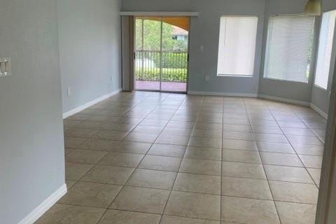 Condo in Oakland Park, Florida, 2 bedrooms  № 1060043 - photo 18