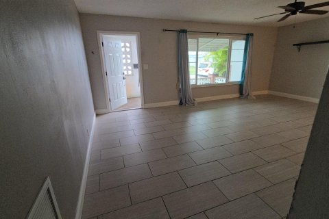 Villa ou maison à vendre à Margate, Floride: 2 chambres, 147.44 m2 № 1226684 - photo 20