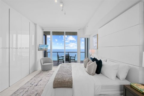 Condo in Miami Beach, Florida, 2 bedrooms  № 1058662 - photo 19