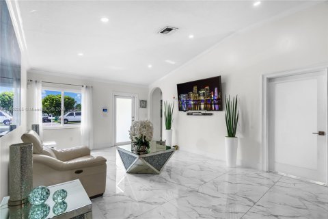 Casa en venta en Miami, Florida, 3 dormitorios, 106.47 m2 № 1384378 - foto 17