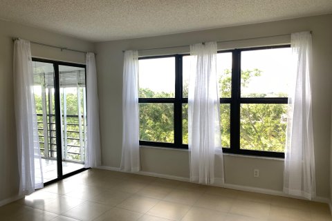 Copropriété à vendre à Pompano Beach, Floride: 1 chambre, 83.61 m2 № 1026959 - photo 11