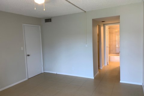 Copropriété à vendre à Pompano Beach, Floride: 1 chambre, 83.61 m2 № 1026959 - photo 13