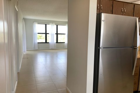 Copropriété à vendre à Pompano Beach, Floride: 1 chambre, 83.61 m2 № 1026959 - photo 4