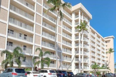 Copropriété à vendre à Pompano Beach, Floride: 2 chambres, 106.84 m2 № 1054790 - photo 16