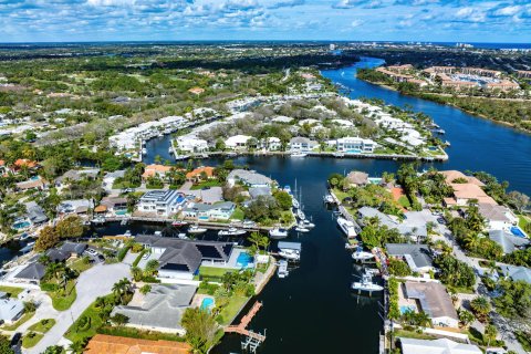 Villa ou maison à vendre à Palm Beach Gardens, Floride: 5 chambres, 384.8 m2 № 1038348 - photo 16