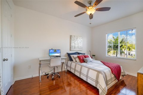 Adosado en venta en Fort Lauderdale, Florida, 3 dormitorios, 183.76 m2 № 1320922 - foto 8