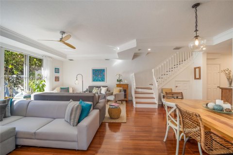 Adosado en venta en Fort Lauderdale, Florida, 3 dormitorios, 183.76 m2 № 1320922 - foto 15