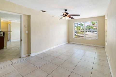 Villa ou maison à vendre à Fort Lauderdale, Floride: 3 chambres, 98.76 m2 № 1160789 - photo 10