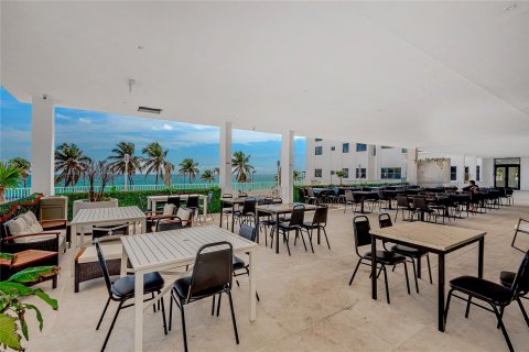 Condominio en venta en Hollywood, Florida, 2 dormitorios, 119.84 m2 № 1160830 - foto 6