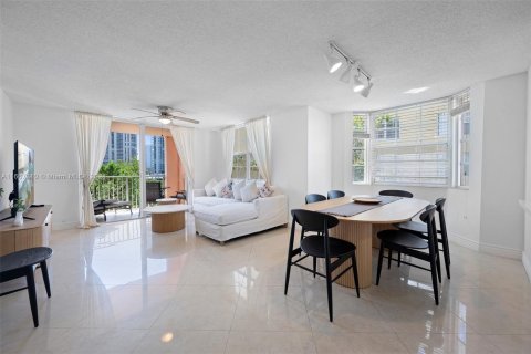 Condo in Aventura, Florida, 3 bedrooms  № 1382013 - photo 5