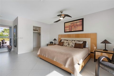 Villa ou maison à vendre à Pompano Beach, Floride: 3 chambres, 226.5 m2 № 1031328 - photo 14
