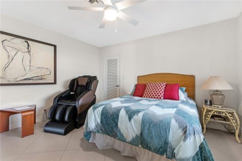 Villa ou maison à vendre à Pompano Beach, Floride: 3 chambres, 226.5 m2 № 1031328 - photo 20