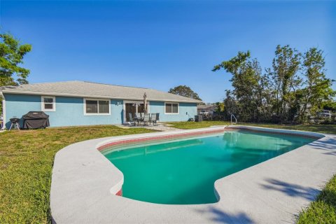 House in North Port, Florida 3 bedrooms, 117.52 sq.m. № 1212130 - photo 4