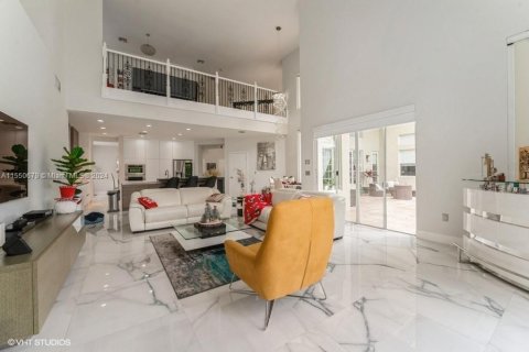 Villa ou maison à vendre à Miramar, Floride: 5 chambres, 419.18 m2 № 1065290 - photo 14