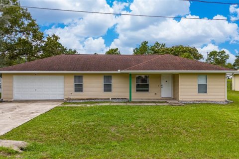 House in Ocala, Florida 3 bedrooms, 121.52 sq.m. № 1358171 - photo 2