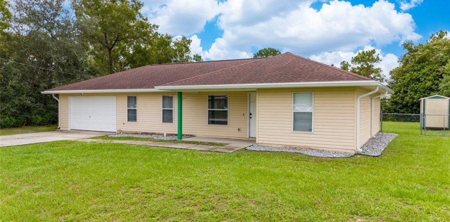 House in Ocala, Florida 3 bedrooms, 121.52 sq.m. № 1358171