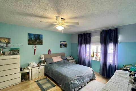 Купить кондоминиум в Халландейл-Бич, Флорида 5 комнат, 106.84м2, № 1228415 - фото 8